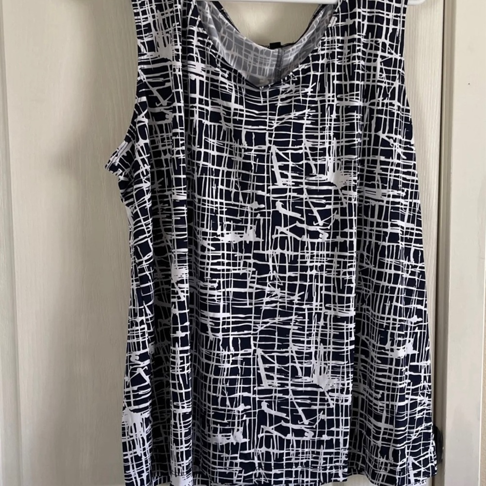 Vikki Vi Plus Size Sleeveless top